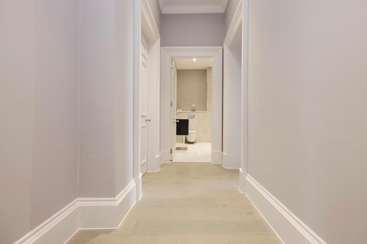 Joivy Luxurious Apt On Notable George Street Единбург Екстериор снимка