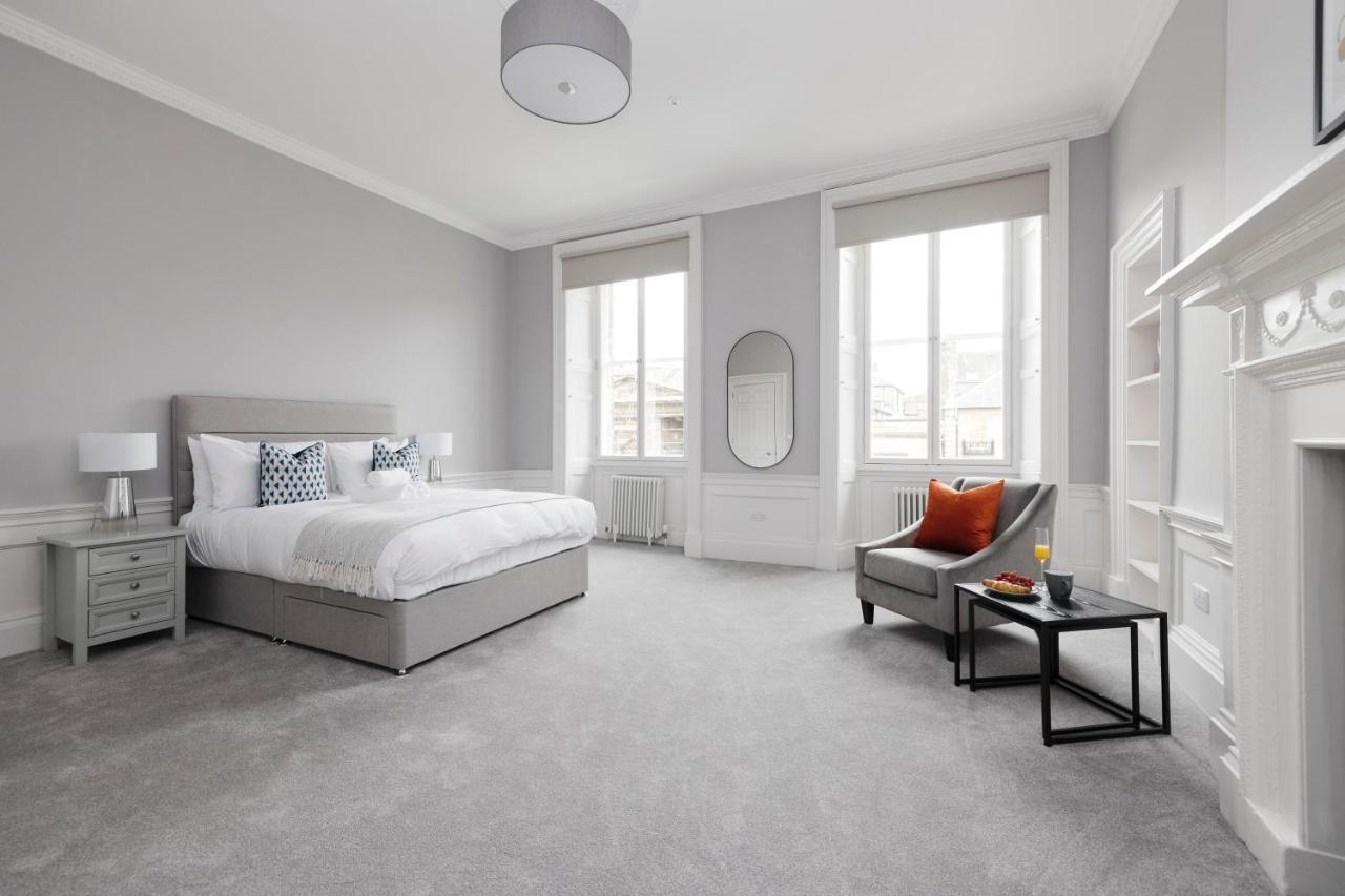 Joivy Luxurious Apt On Notable George Street Единбург Екстериор снимка
